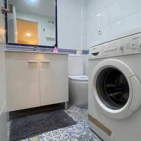 ベナルマデナApartamento Con Vista A La Piscinaアパートメント エクステリア 写真
