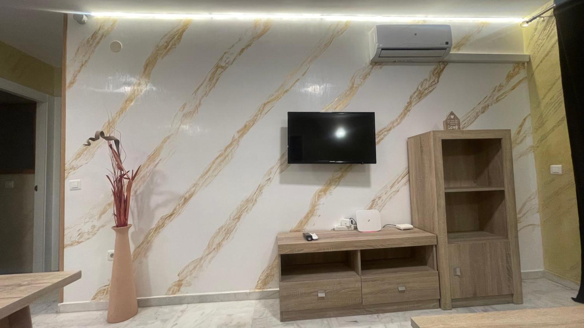 ベナルマデナApartamento Con Vista A La Piscinaアパートメント エクステリア 写真